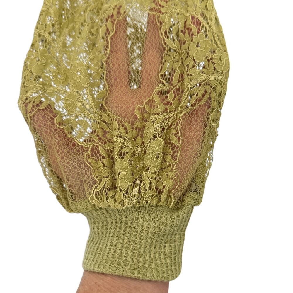 MIHOLL Olive Green Waffle Knit Top with Sheer Floral Lace Long Sleeve Size Small - Picture 8 of 11